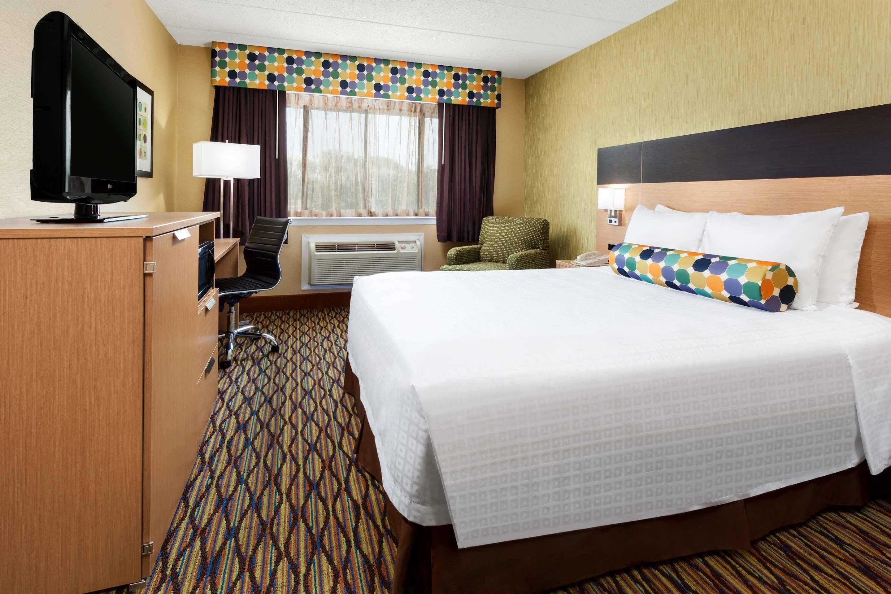 Best Western Leisure Inn Lakewood Dış mekan fotoğraf