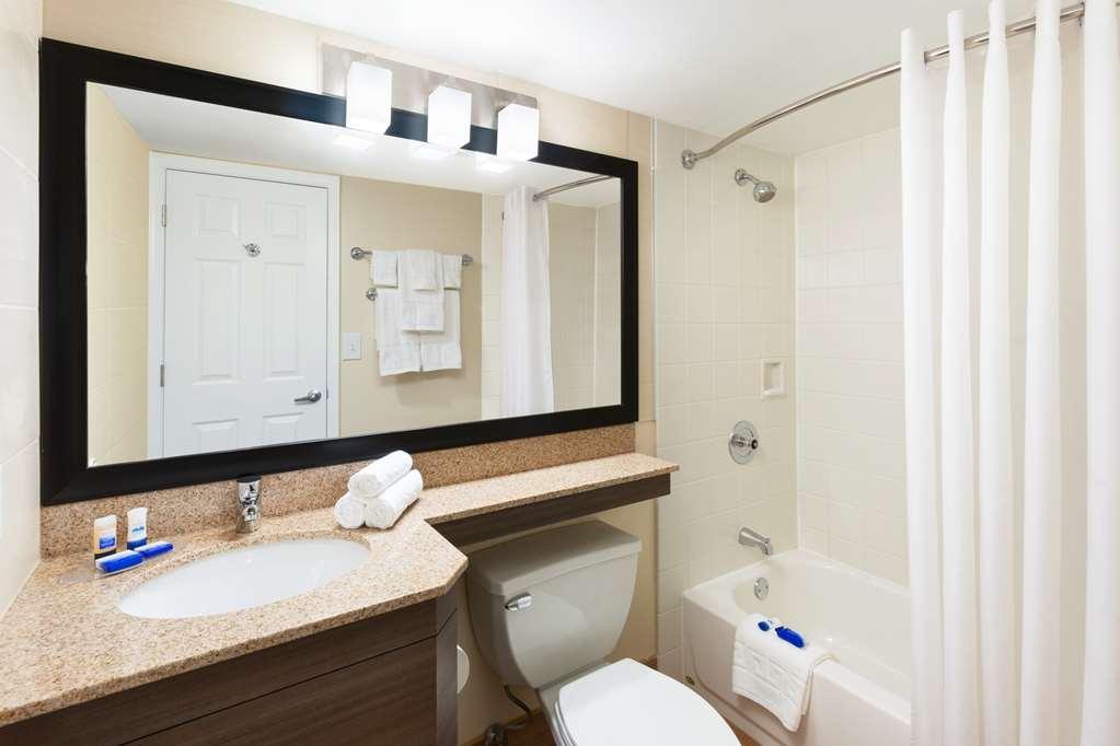 Best Western Leisure Inn Lakewood Oda fotoğraf