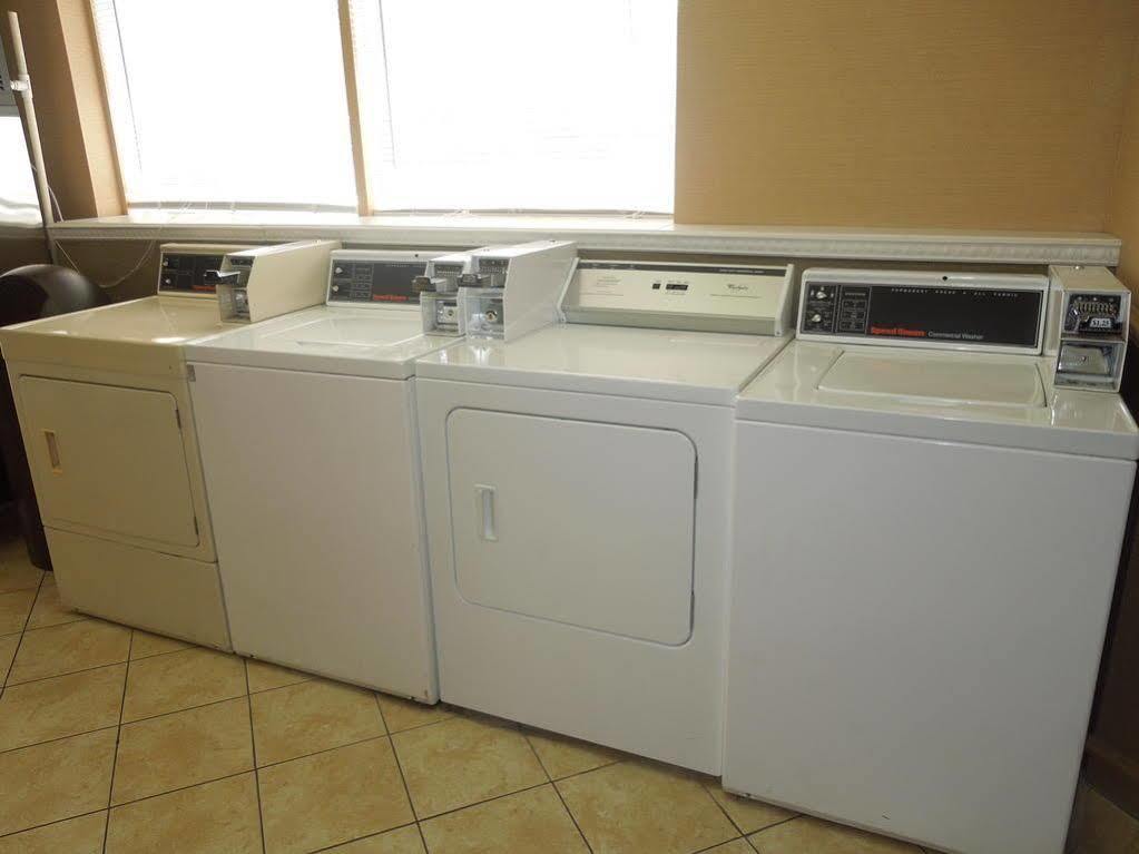Best Western Leisure Inn Lakewood Dış mekan fotoğraf